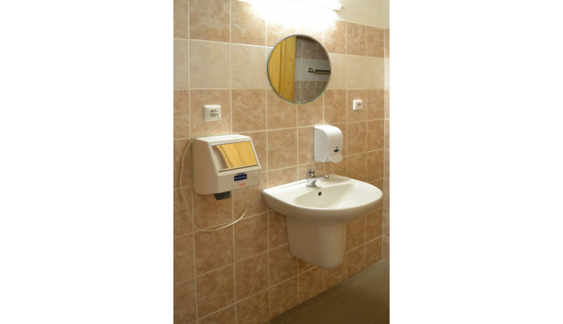 Penzion Malý Šišák Špindlerův Mlýn - Jednolůžkový pokoj se společným sociálním zařízením